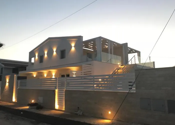 Oasi Con Piscina Daire