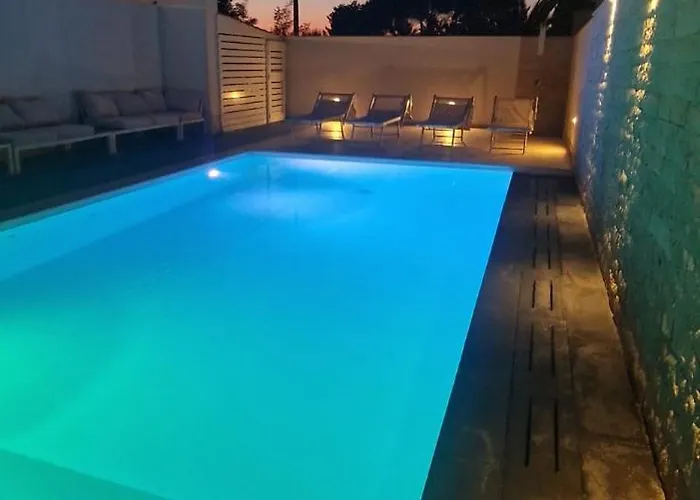 Oasi Con Piscina * Reitani