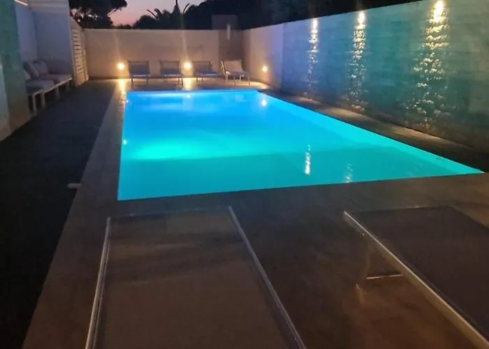 Oasi Con Piscina * Reitani